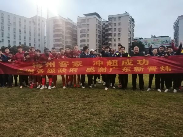 FIFA亚洲女足排名：1、日本 世界第82、朝鲜 世界第93、澳大利亚 世界第124、中国 世界第195、韩国 世界第206、越南 世界第377、菲律宾 世界第388、中国台北 世界第429、乌兹别克斯坦 世界第4710、泰国 世界第48罗马诺：米兰有意冬窗引进朗格莱，已向巴萨询问球员情况据知名记者罗马诺的消息，朗格莱在米兰冬窗的引援名单之中，红黑军团已经向巴萨询问了球员的情况。